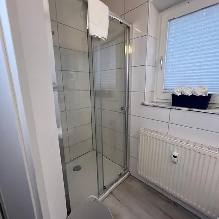 - 201 Apartment
